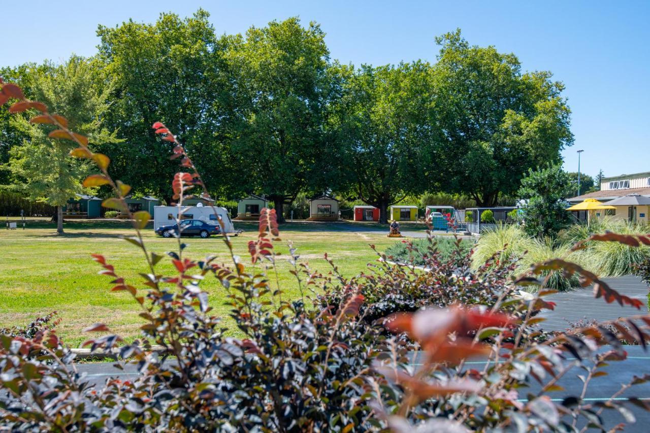Cambridge Top 10 Holiday Park Exterior foto